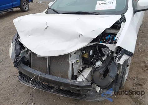 2014 Toyota Corolla Le из США, поврежденный, VIN 5YFBURHE2EP064121